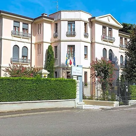 Mainard 4*