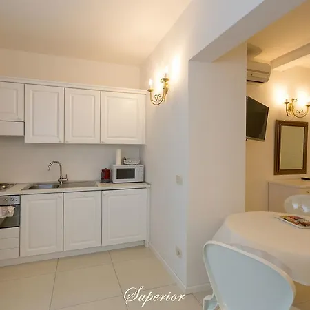 سكن Mainard