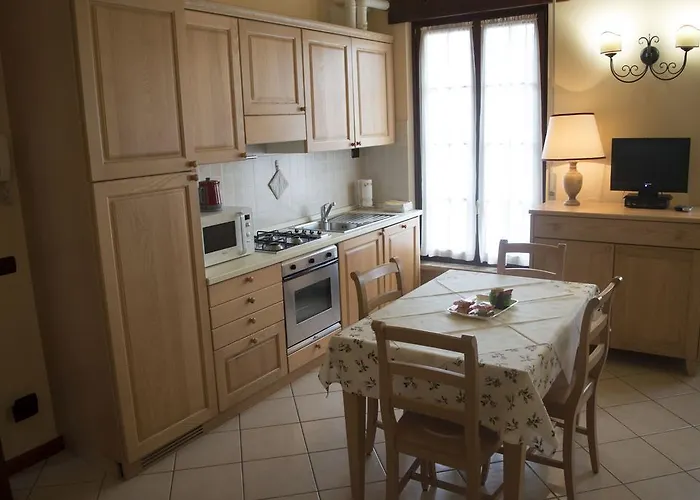 Mainard Lägenhetshotell