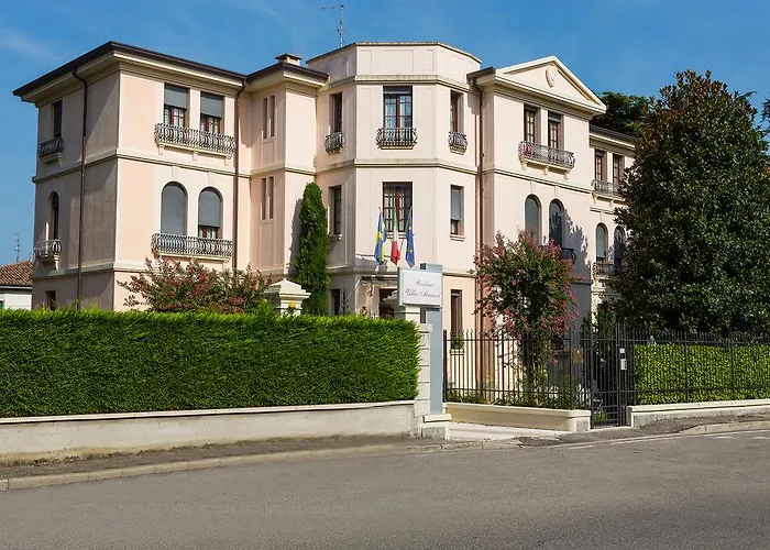 Mainard Lägenhetshotell Verona
