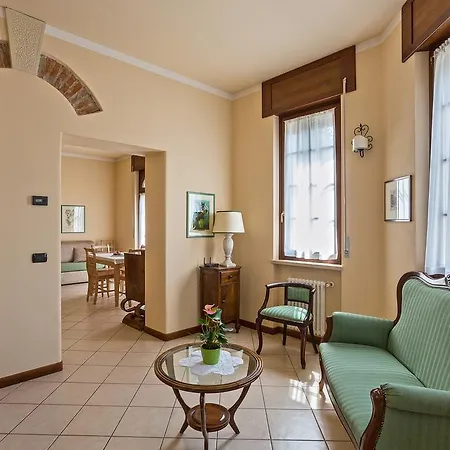 Mainard Hotel apartamentowy